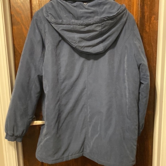 Mackintosh blue coat with removable hood. Size large. - Picture 7 of 13